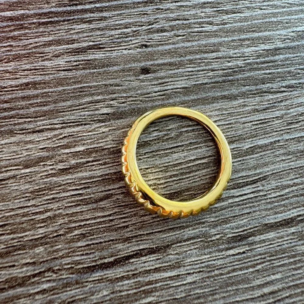 Chic Gold Ring A1508 - Picture 4 of 5